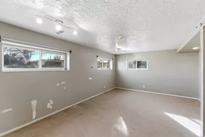 195 E 7060 S, Midvale, UT 84047 - Photo 17