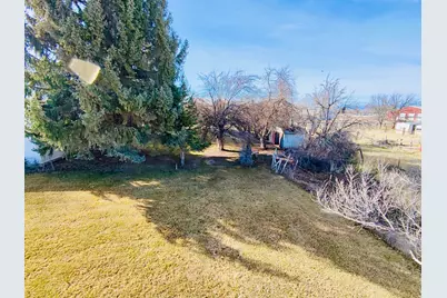 19 N Main, Levan, UT 84639 - Photo 15