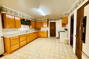 19 N Main, Levan, UT 84639 - Photo 5