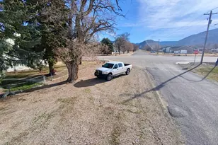 19 N Main, Levan, UT 84639 - Photo 23
