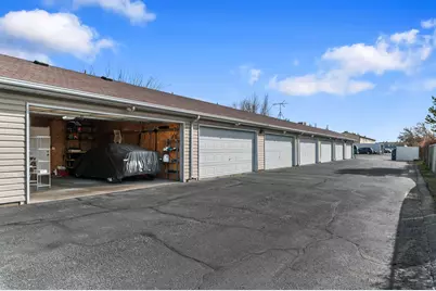 2718 S Centerbrook Dr, West Valley, UT 84119 - Photo 23