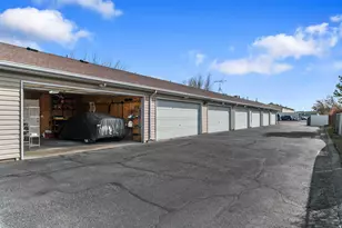 2718 S Centerbrook Dr, West Valley, UT 84119 - Photo 23