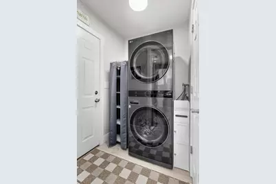 2718 S Centerbrook Dr, West Valley, UT 84119 - Photo 11