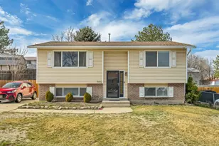 5052 S Jedediah Dr, Salt Lake City, UT 84118 - Photo 1