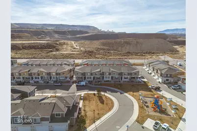 1020 W Lapis Fields, Bluffdale, UT 84065 - Photo 27