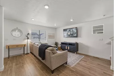 3733 W Cold Dr, Lehi, UT 84048 - Photo 3