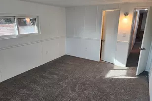 328 E Pellinore St N, North Salt Lake, UT 84054 - Photo 7