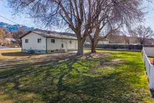 206 S 400 E, Nephi, UT 84648 - Photo 5