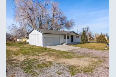 206 S 400 E, Nephi, UT 84648 - Photo 3