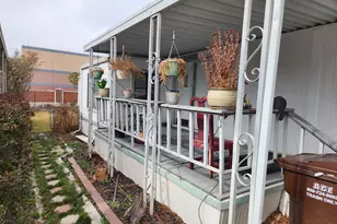 11362 S Crescent Park Way E, Sandy, UT 84070 - Photo 9