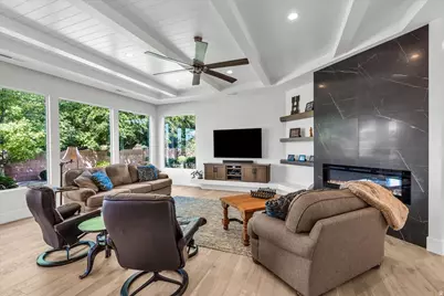 1555 W Woodsview Ln, Saint George, UT 84770 - Photo 5