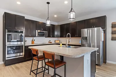 5375 N Lindbergh Ln, Eagle Mountain, UT 84005 - Photo 3