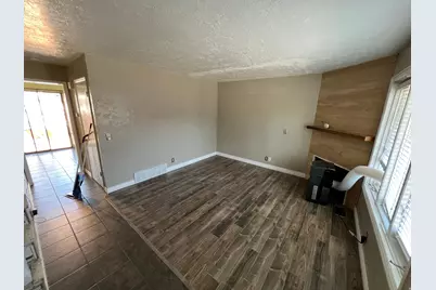 861 E 575 N, Layton, UT 84041 - Photo 5