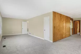 361 E McMillan Ln, Murray, UT 84107 - Photo 7