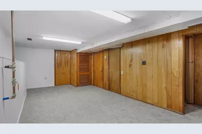 361 E McMillan Ln, Murray, UT 84107 - Photo 17