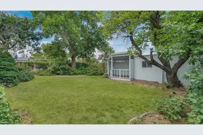 361 E McMillan Ln, Murray, UT 84107 - Photo 23