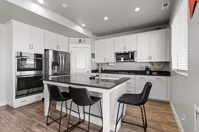 3214 S Fields Ave, Syracuse, UT 84075 - Photo 3