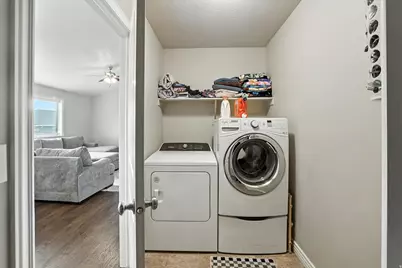 609 N 130 E, Smithfield, UT 84335 - Photo 27