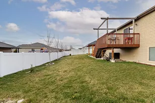 609 N 130 E, Smithfield, UT 84335 - Photo 41