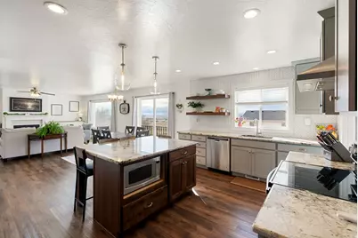 111 S 1250 E, Smithfield, UT 84335 - Photo 5