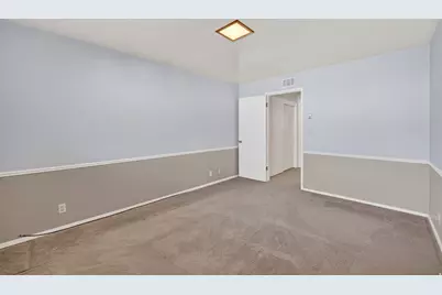 2199 E Carriage Ln #5, Holladay, UT 84117 - Photo 11