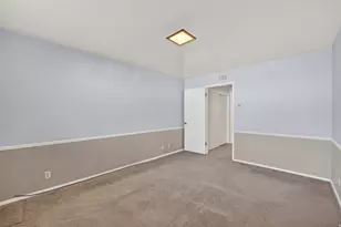 2199 E Carriage Ln, Holladay, UT 84117 - Photo 11