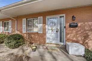 2199 E Carriage Ln, Holladay, UT 84117 - Photo 3