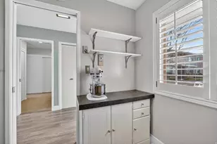 2199 E Carriage Ln, Holladay, UT 84117 - Photo 9