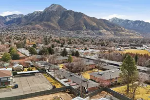 2199 E Carriage Ln, Holladay, UT 84117 - Photo 21