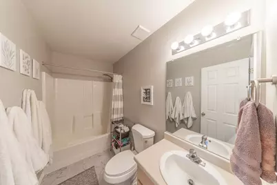 1877 S 725 E, Clearfield, UT 84015 - Photo 27