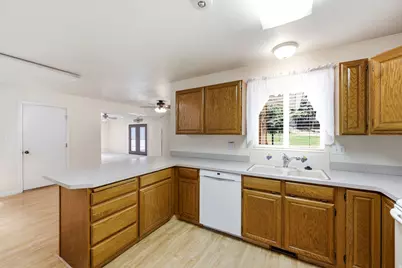 1246 E 3090 N, North Ogden, UT 84414 - Photo 9