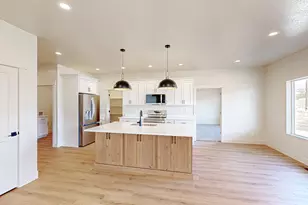 604 N State St, Fountain Green, UT 84632 - Photo 3