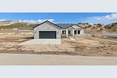 604 N State St, Fountain Green, UT 84632 - Photo 1