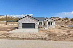 604 N State St, Fountain Green, UT 84632 - Photo 1