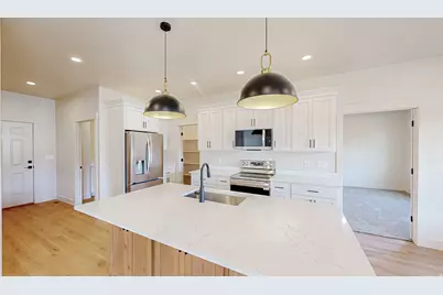 604 N State St, Fountain Green, UT 84632 - Photo 5