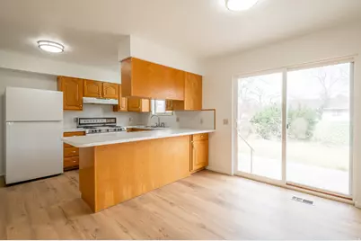 3836 W Pinehurst Cir, West Valley, UT 84120 - Photo 7