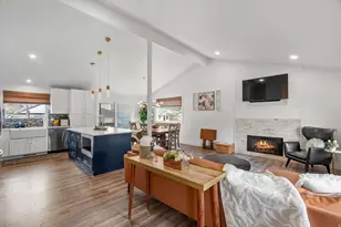 1563 E Tameron Dr, Sandy, UT 84092 - Photo 7