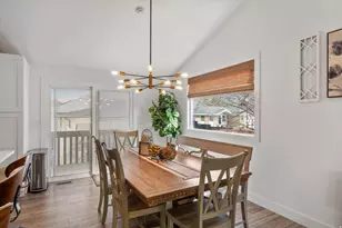 1563 E Tameron Dr, Sandy, UT 84092 - Photo 9