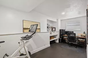 1563 E Tameron Dr, Sandy, UT 84092 - Photo 27