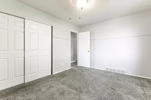 4239 W 5325 S, Roy, UT 84067 - Photo 15