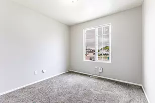 4239 W 5325 S, Roy, UT 84067 - Photo 13