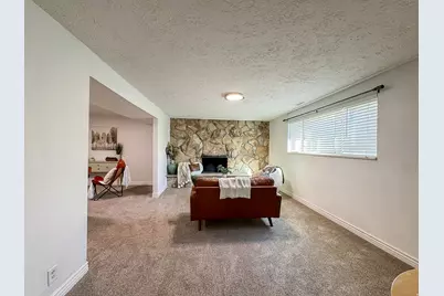 290 S 300 E, Orem, UT 84058 - Photo 15