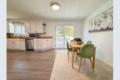 290 S 300 E, Orem, UT 84058 - Photo 47