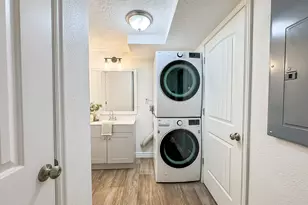 290 S 300 E, Orem, UT 84058 - Photo 39