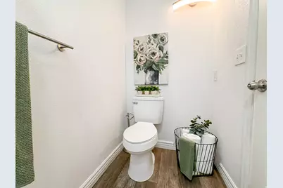 290 S 300 E, Orem, UT 84058 - Photo 41