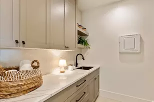 1610 E Center Pointe Dr, Lehi, UT 84043 - Photo 43