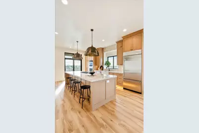 1618 E Center Pointe Dr, Lehi, UT 84043 - Photo 19