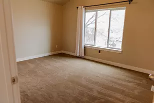 1924 W Trail Heights Dr, Riverton, UT 84065 - Photo 11