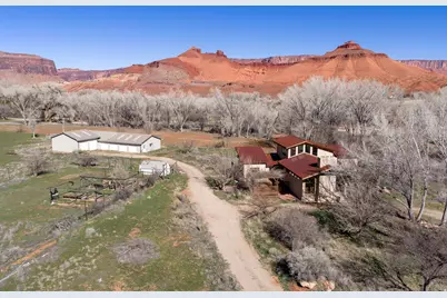 423 Amber Ln, Castle Valley, UT 84532 - Photo 7