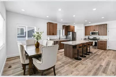 977 W 1080 S #12, Richfield, UT 84701 - Photo 7